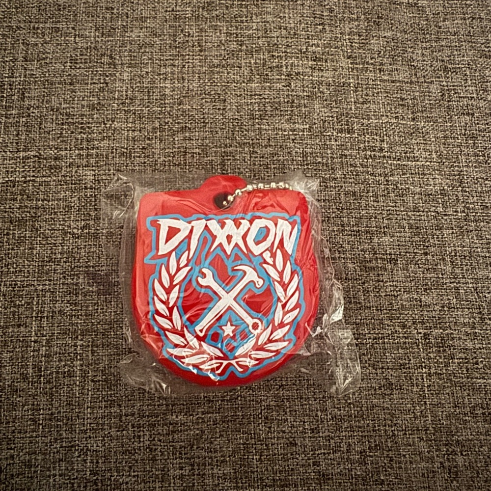 DIXXON Red and Blue Keychain